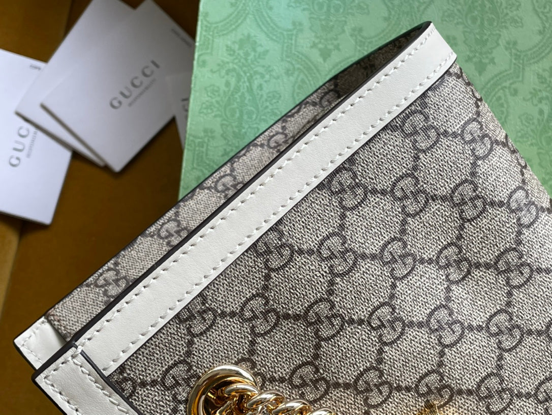 BOLSO DE HOMBRO GG PADLOCK MEDIANO 26 DE LONA BEIGE Y PIEL DE BECERRO BLANCA