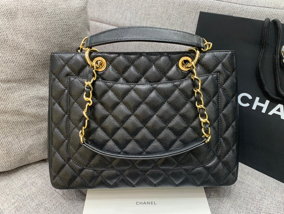 BOLSA DE COMPRAS CC GRAND 34 CM NEGRO CAVIAR DORADO HARDWARE