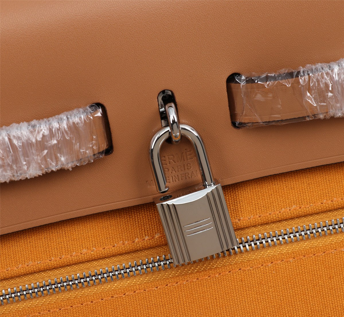 HM HERBAG ZIP 31 LONA ZANAHORIA Y COBRE