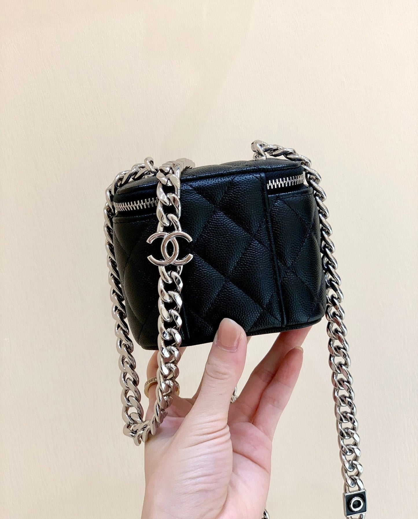 TROUSSE DE VANITÉ CC 11 BLACK CAVIAR QUINCAILLERIE RUTHENIUM