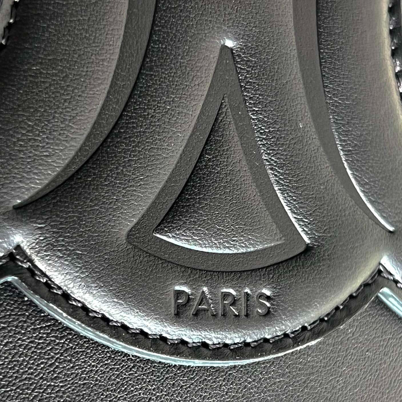 SEAU CUIR TRIOMPHE 24 VEAU NOIR