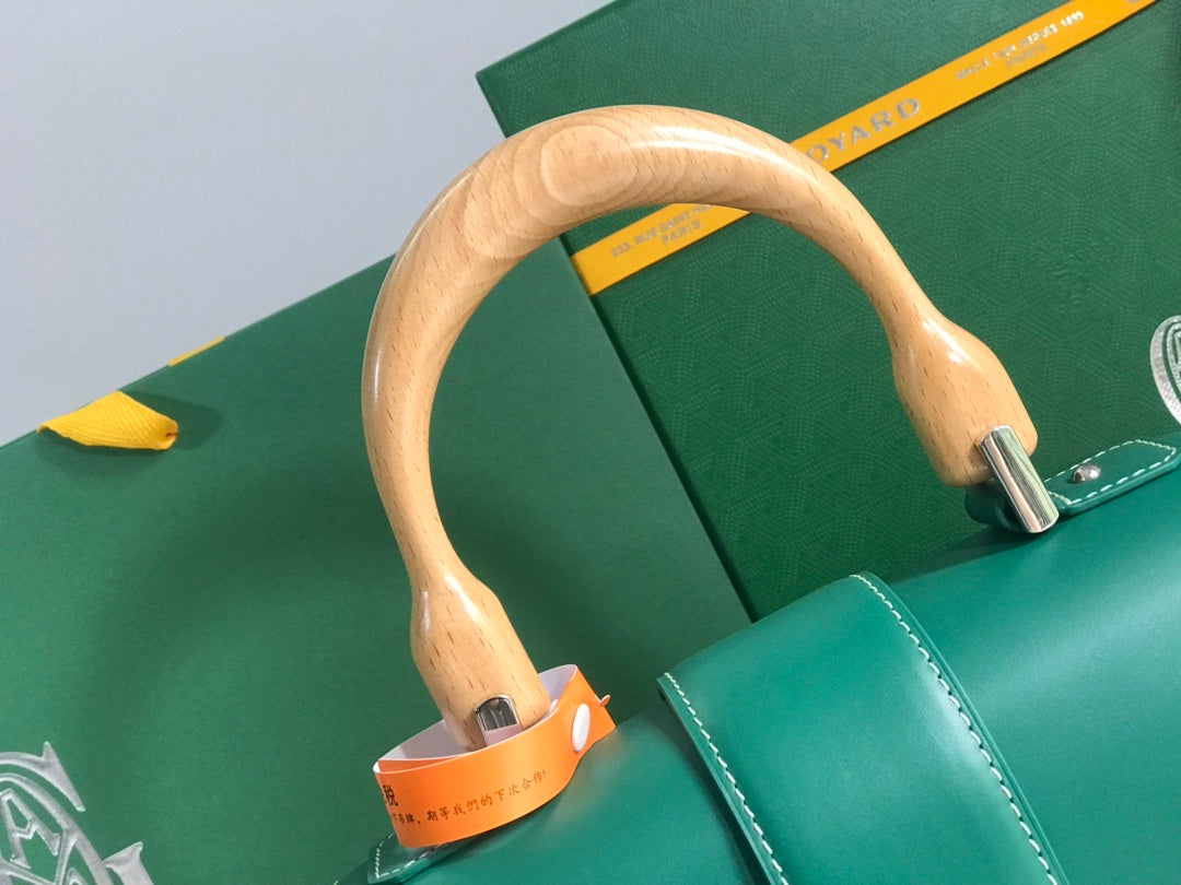 SA?GON PM BAG 28 IN GREEN GOYARDINE CANVAS AND CALFSKIN