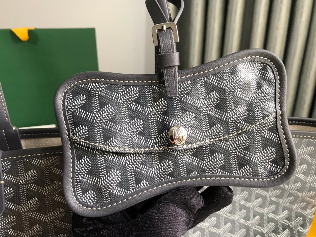 BOLSO CHIEN GRIS 33 EN LONA GOYARDINE GRIS NEGRA Y RIBETE DE PIEL DE BECERRO