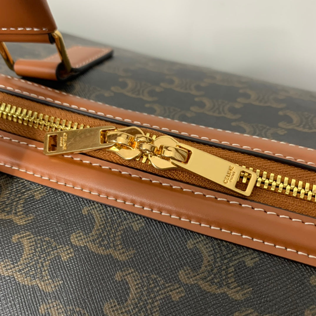 BOLSA DE VIAJE 50 EN LONA TRIOMPHE NEGRA CON ESTAMPADO DE PERRO