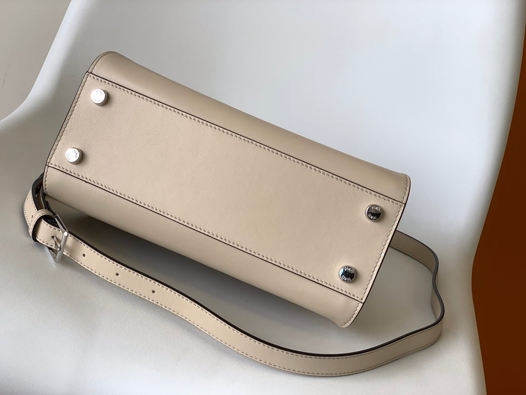 Bolso pequeño Peekaboo ISeeU de 27 cm, piel de cordero color marfil y herrajes dorados