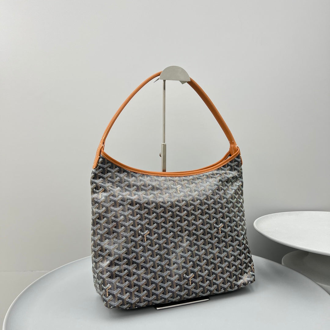HOBO BOH¨¨ME 34 IN BROWN GOYARDINE CANVAS AND CALFSKIN