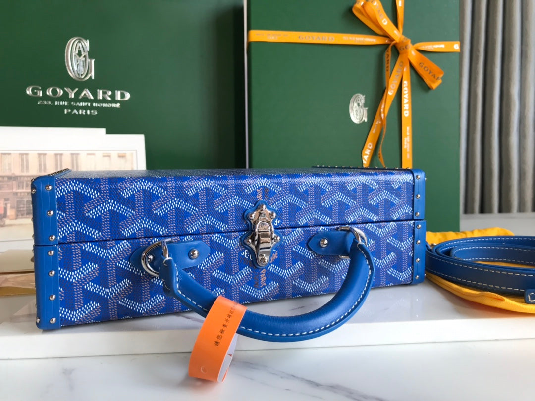 GRAND H?TEL TRUNK BAG 24 IN BLUE GOYARDINE CANVAS AND CALFSKIN