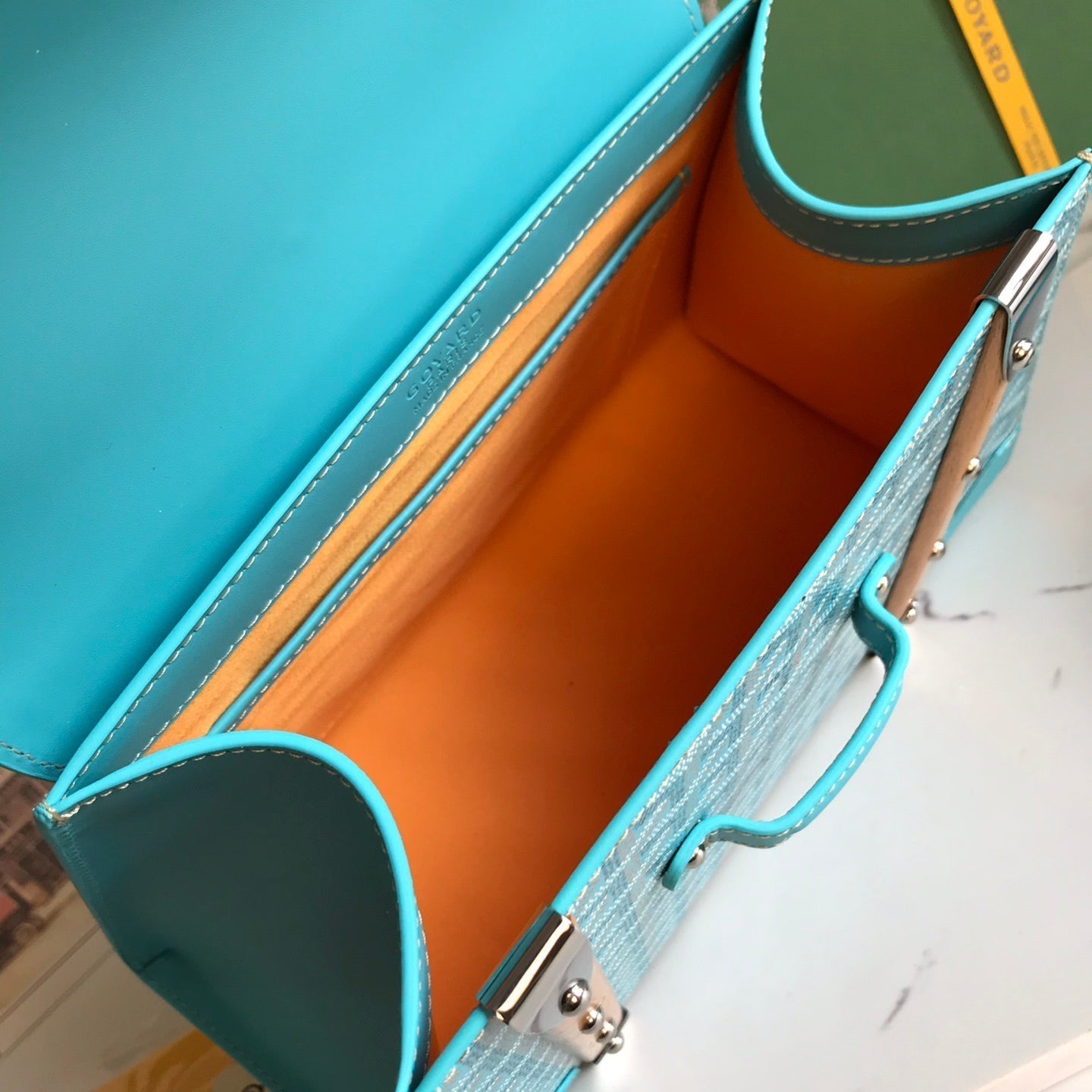BOLSO SA?GON PM 28 EN LONA GOYARDINE AZUL CLARO Y PIEL DE BECERRO