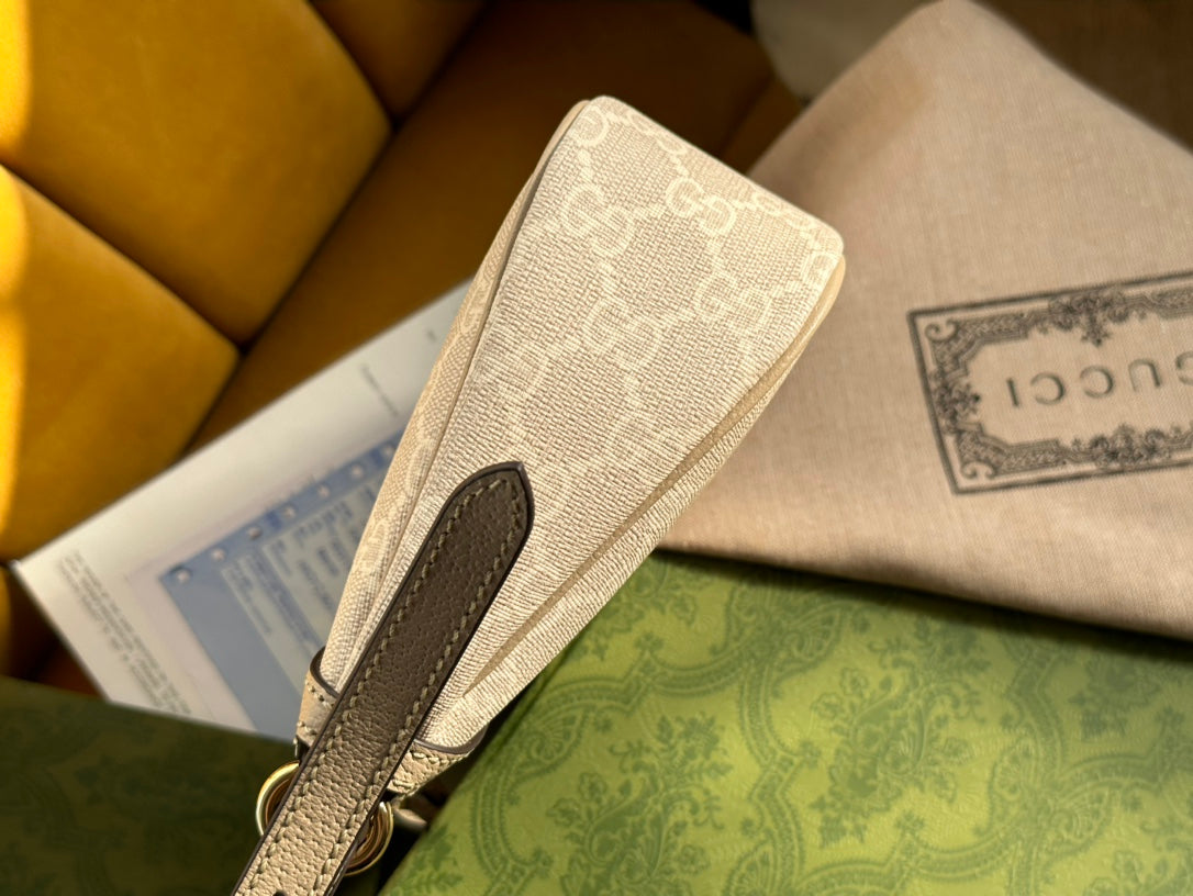 SAC À MAIN OPHIDIA GG PETIT 25 EN TOILE SUPREME BEIGE ET BLANC