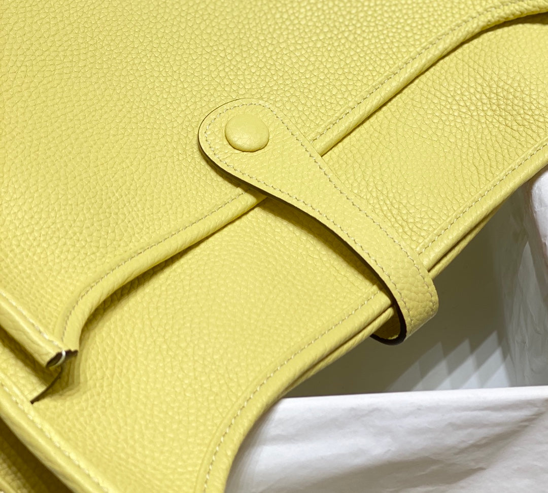 Evelyne 29cm Amarillo Togo Shw