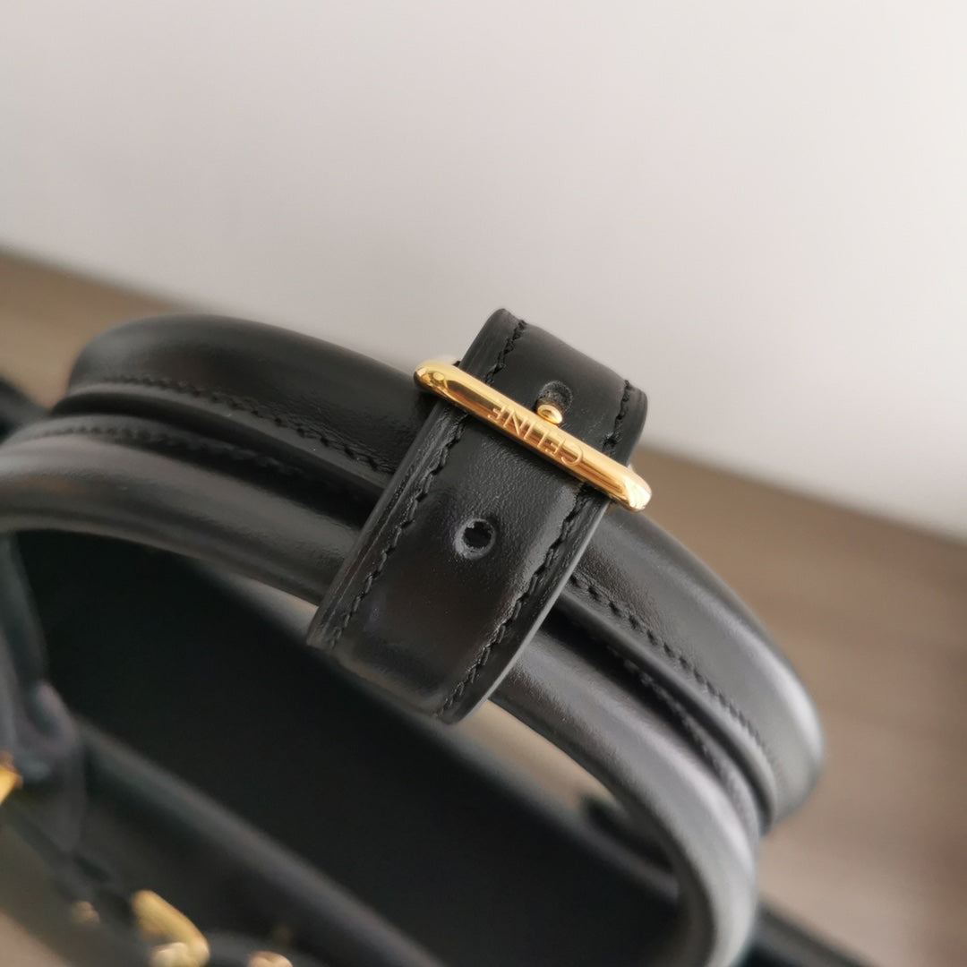 SAC CONTI 36 EN CUIR DE VEAU NOIR, QUINCAILLERIE DORÉ