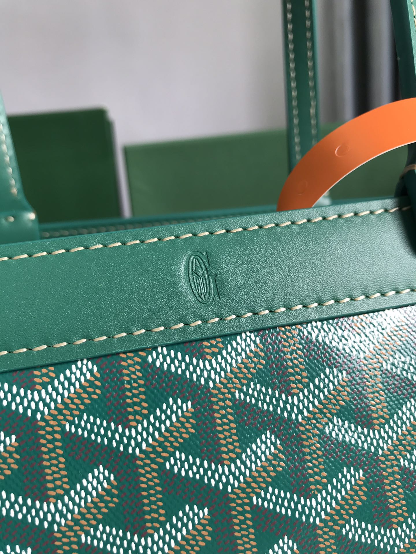 BOLSO BELLECHASSE BIAUDE PM 36 EN LONA GOYARDINE VERDE Y RIBETE DE PIEL DE BECERRO