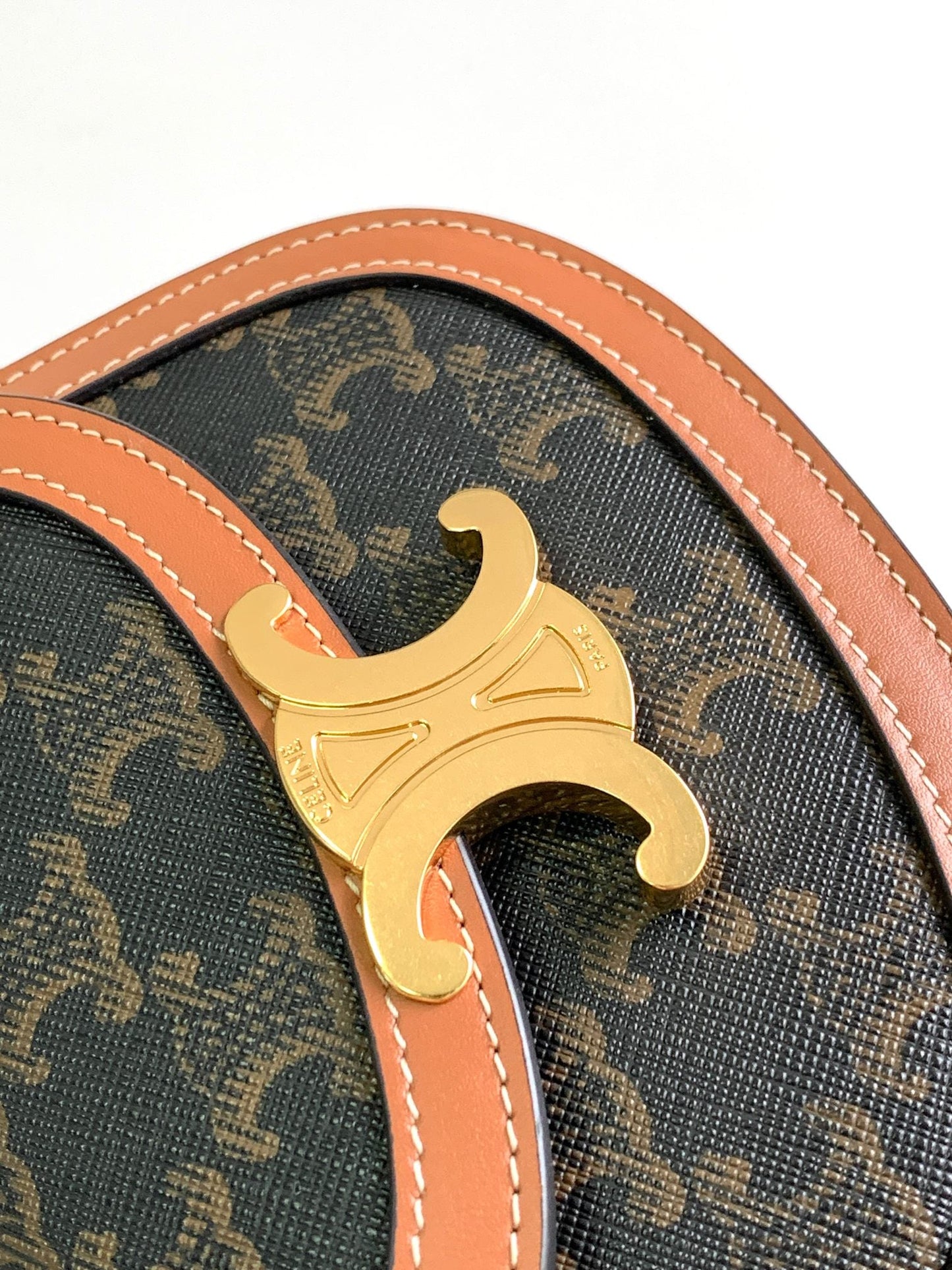 CADENA ADOLESCENTE BESACE TRIOMPHE 15,5 CM MONOGRAMA MARRÓN Y PIEL DE BECERRO TAN