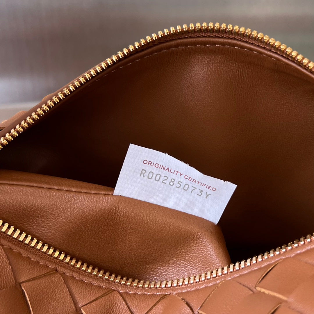 BOLSO WALLACE 22 EN PIEL DE BECERRO MARRÓN ROJO