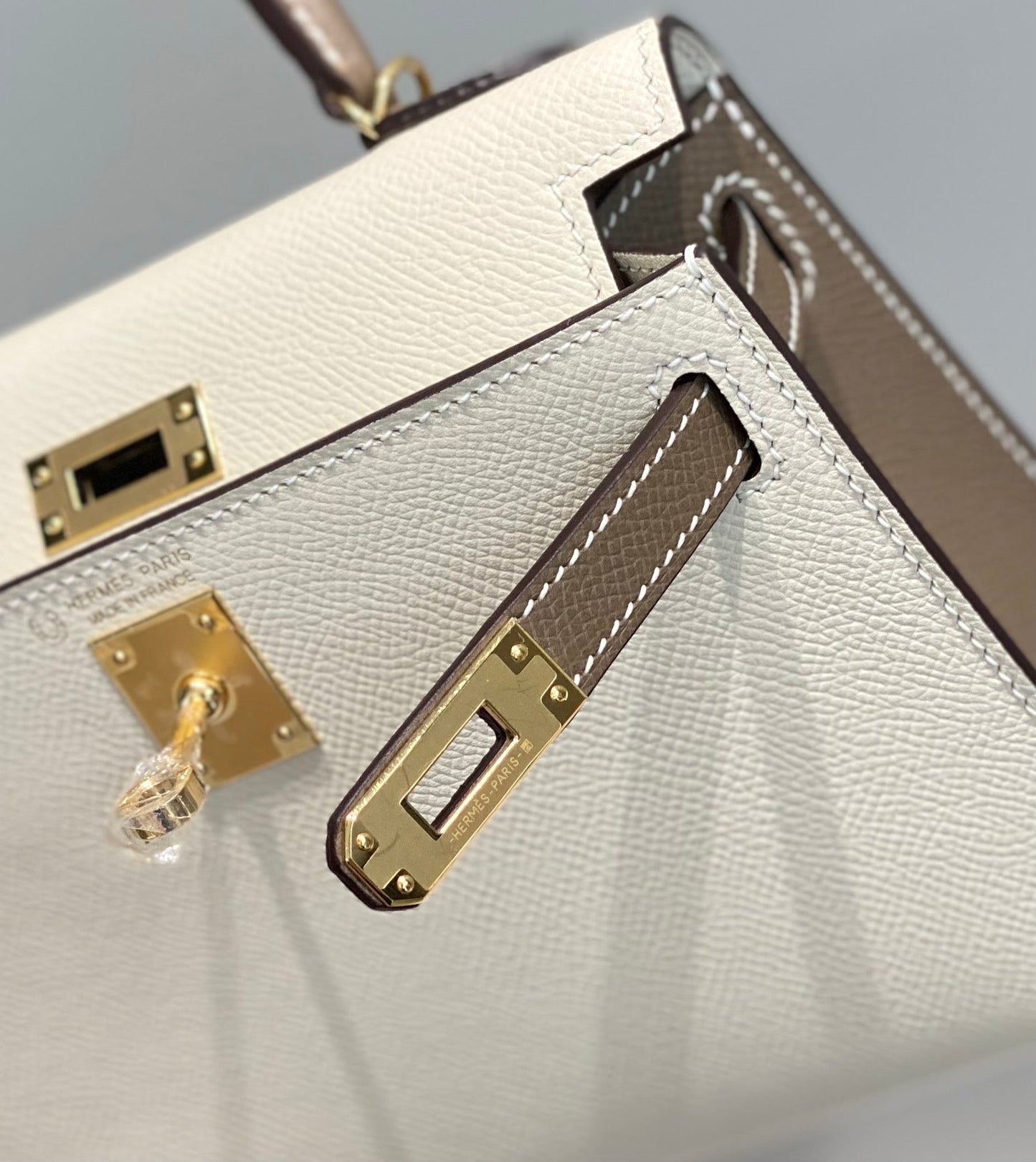 HM Mini Kelly 19 cm Crema Etoupe Epsom Herrajes dorados