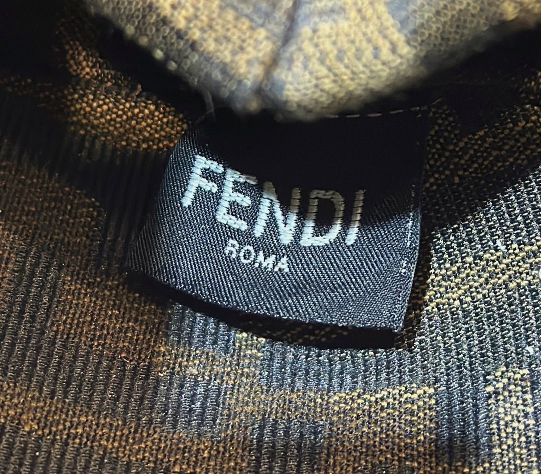 FENDI 26 FIRST PEQUEÑO EN PIEL DE BECERRO BLANCA MIXTA AZUL MEDIANOCHE CON HERRAJES PLATEADOS