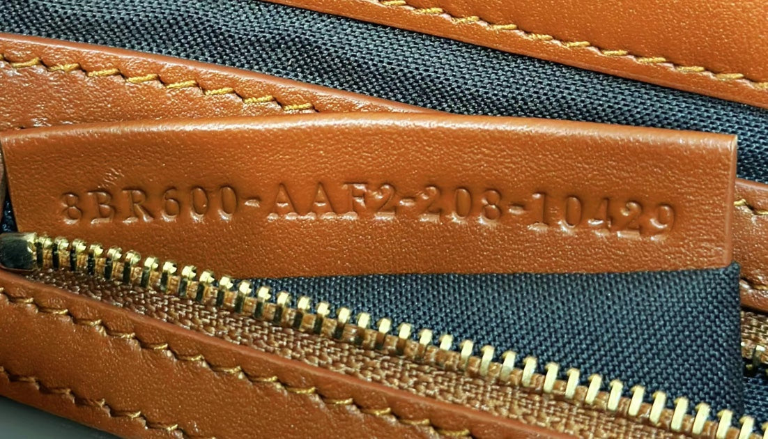 Baguette 27cm Piel de cordero marrón Herrajes dorados