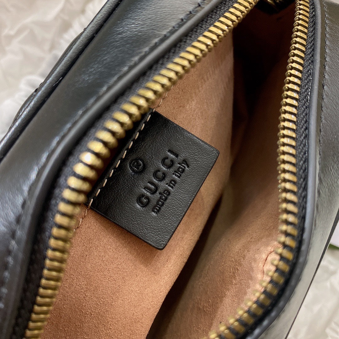 GG MINI 18 MARMONT MATELASS¨¦ CUIR DE VEAU NOIR AVEC LOGO DORÉ