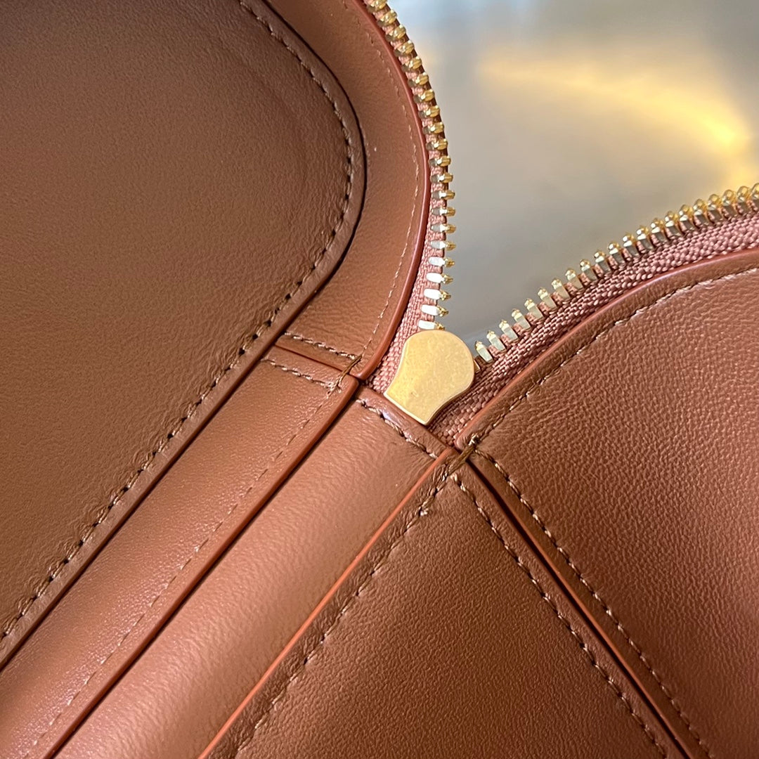 MINI VANITY CASE 18 EN CUIR D'AGNEAU MARRON CANNELLE