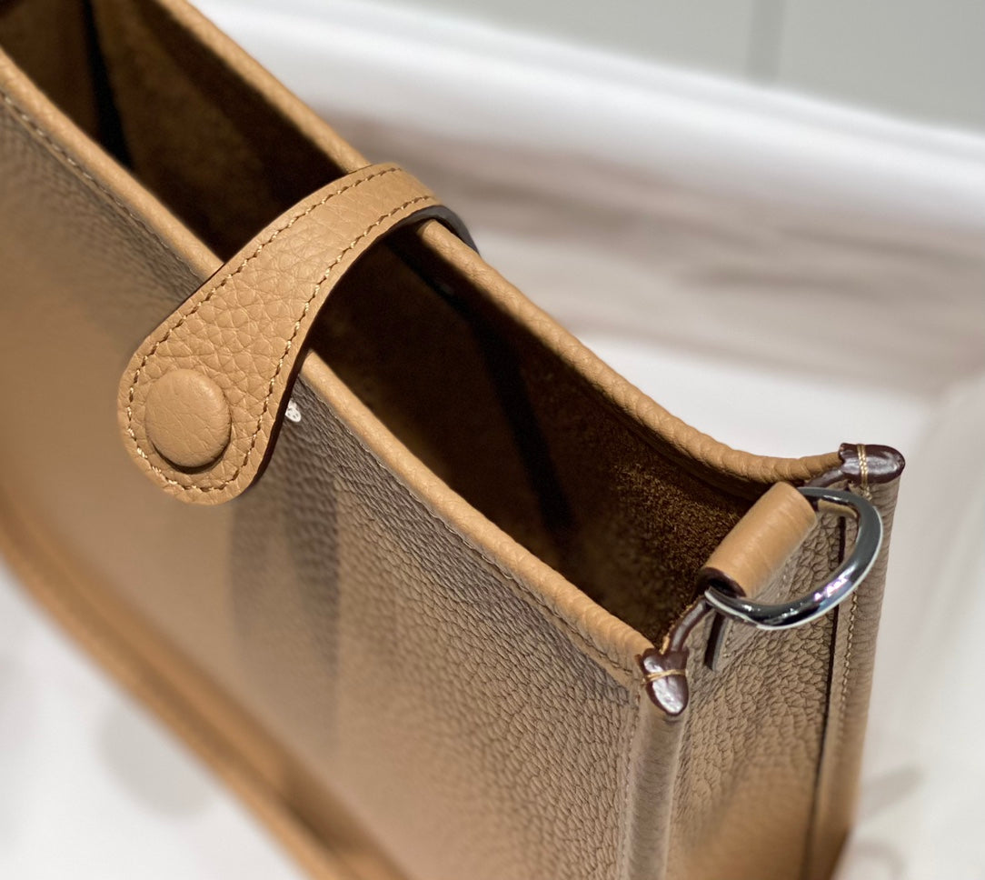 Mini Evelyne 18cm Marron Togo Shw