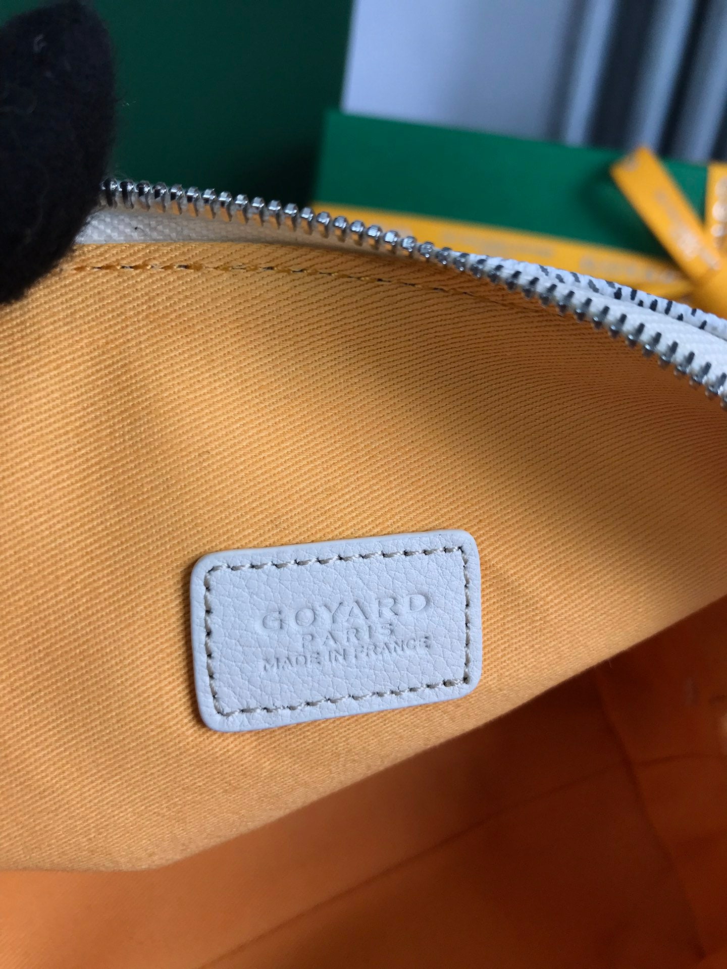 BOLSA DE COSMÉTICOS VEND?ME 17 EN LONA GOYARDINE BLANCA Y RIBETE DE PIEL DE BECERRO