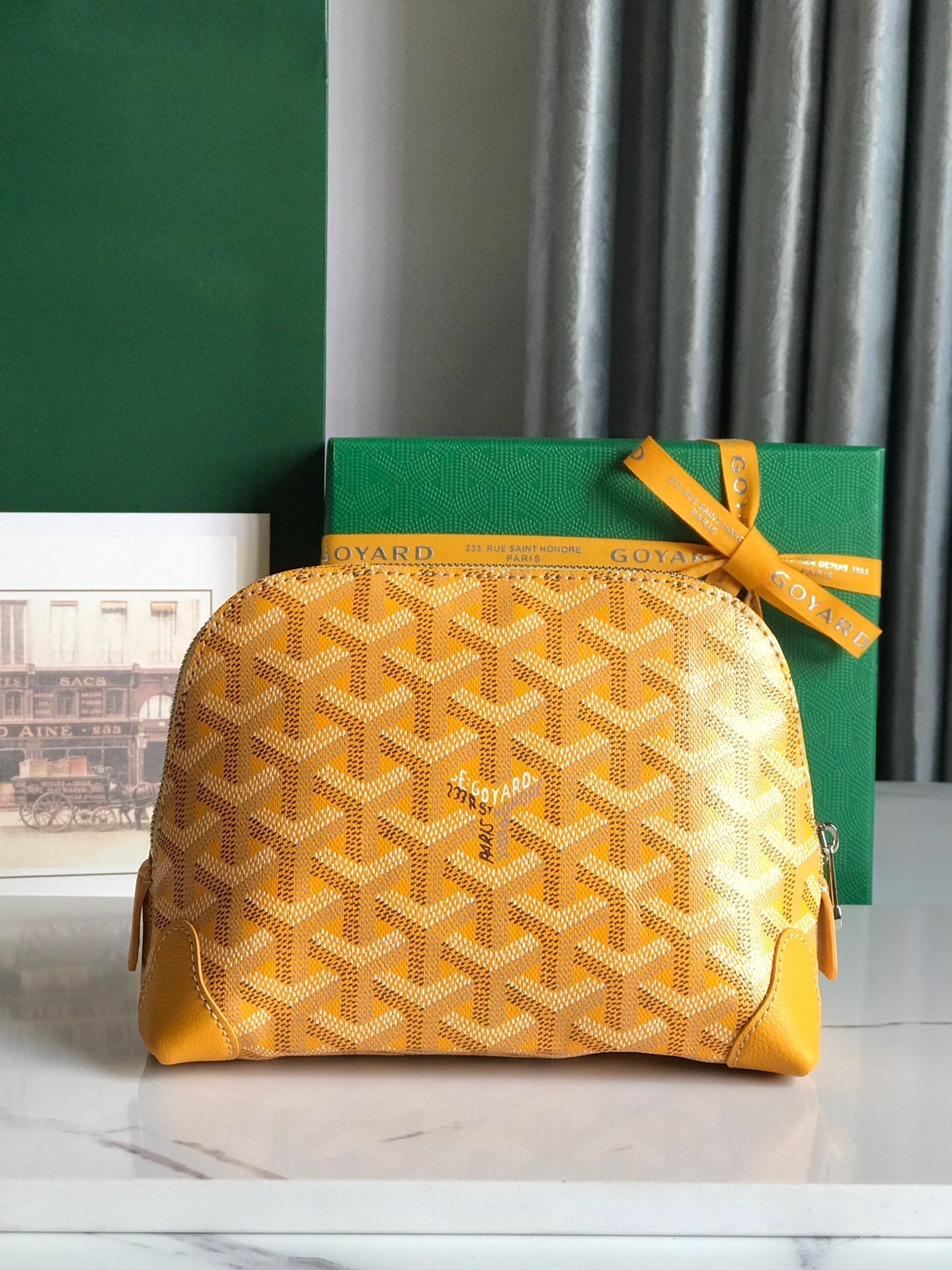 BOLSA DE COSMÉTICOS VEND?ME 17 EN LONA GOYARDINE AMARILLA Y RIBETE DE PIEL DE BECERRO