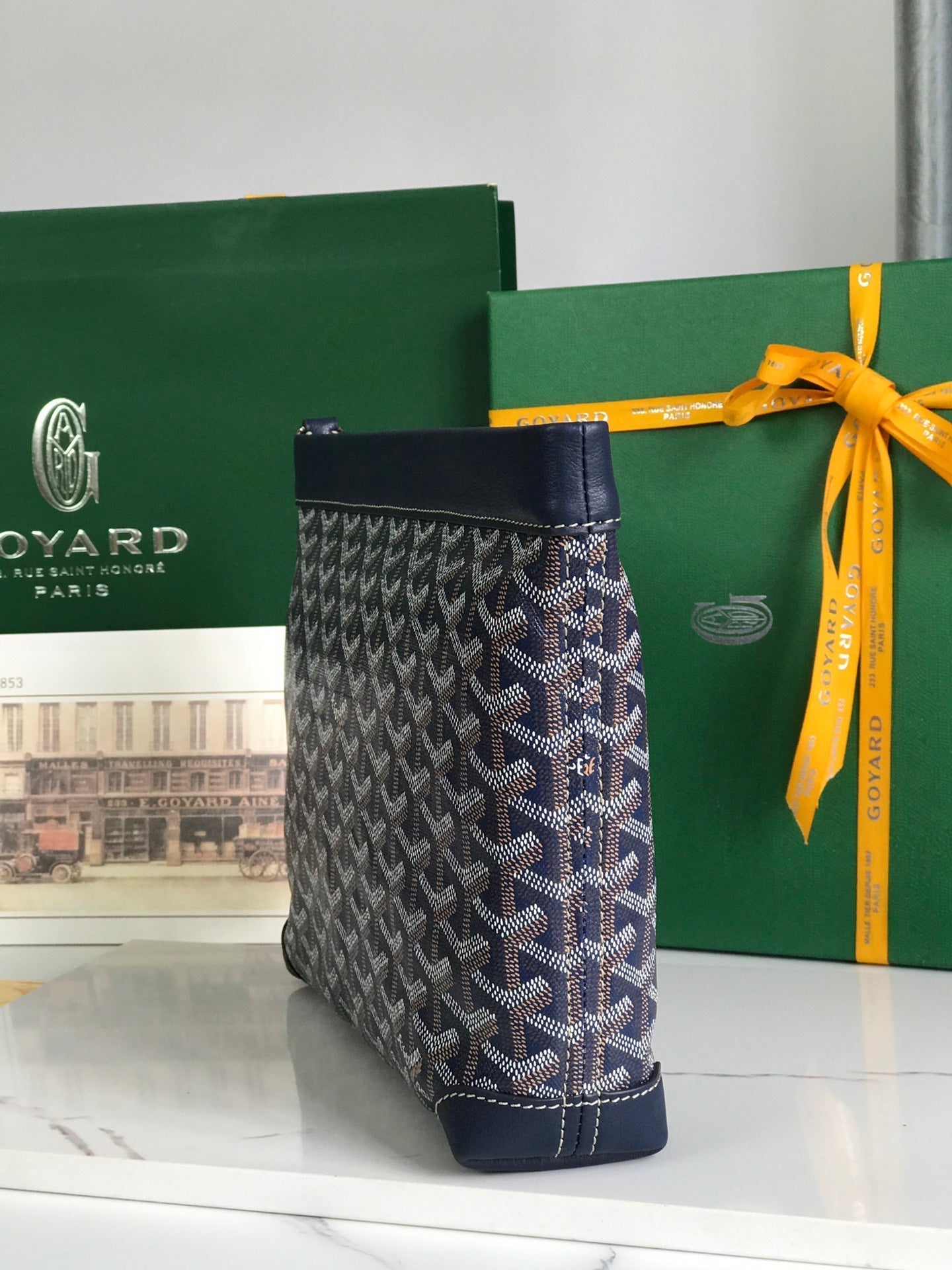 BOLSA CONTI 24 EN PIEL DE CORDERO AZUL MARINO Y LONA GOYARDINE