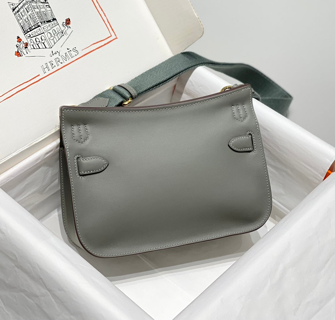 BOLSO BANDOLERA KELLY DE 23 CM DE PIEL GRIS JYPSIERE GHW