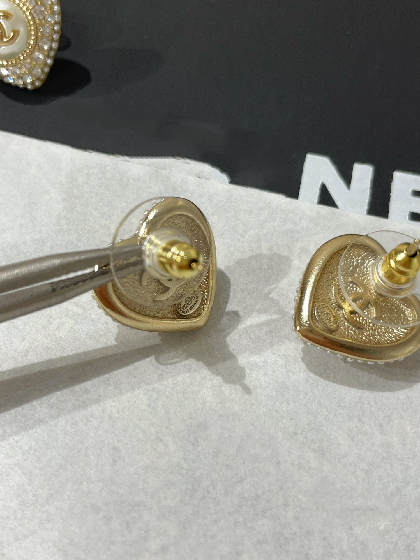 Pendientes de botón con forma de corazón de diamantes cc