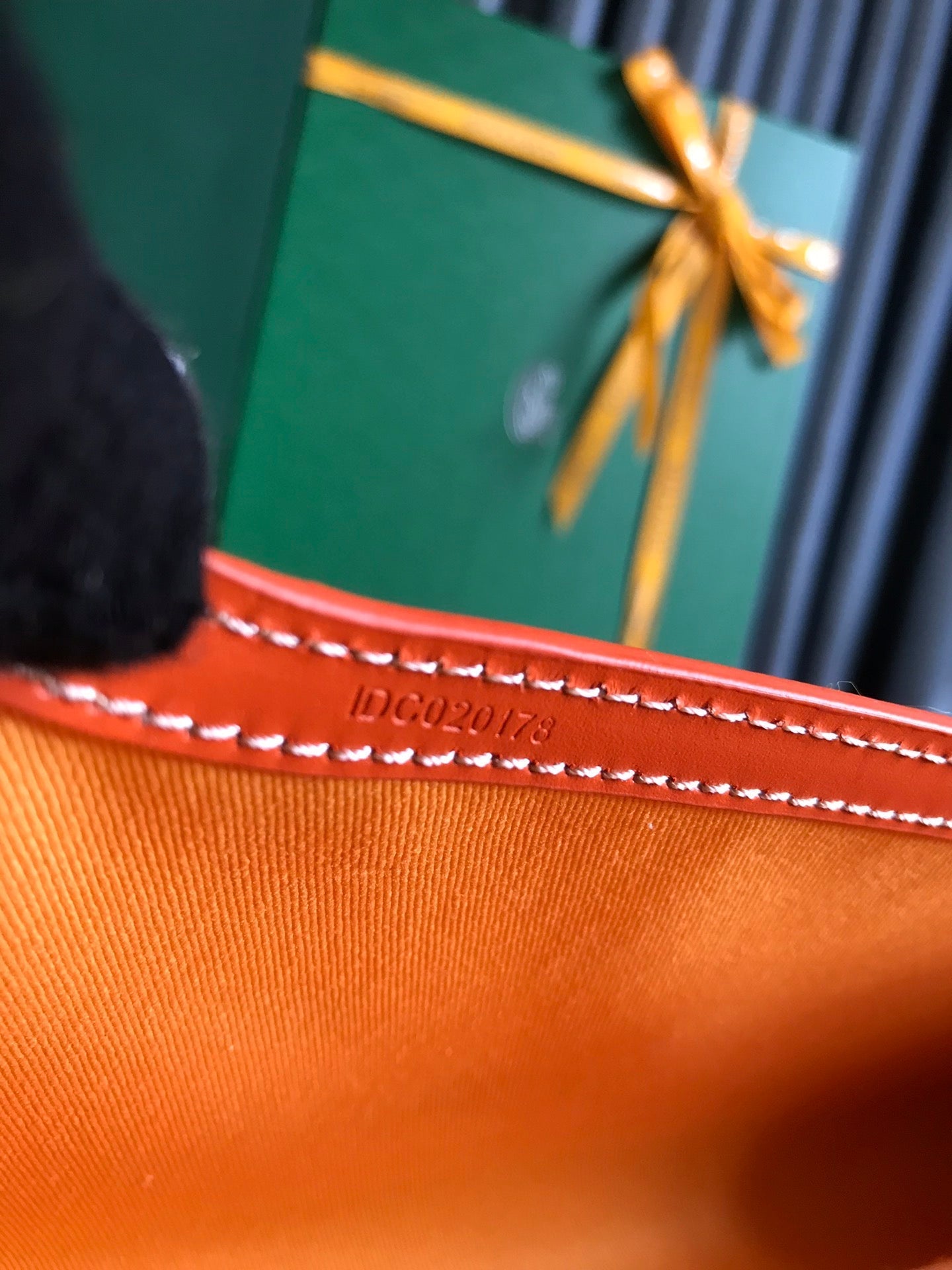 CLUTCH MONTE-CARLO PM 25 EN LONA GOYARDINA NARANJA