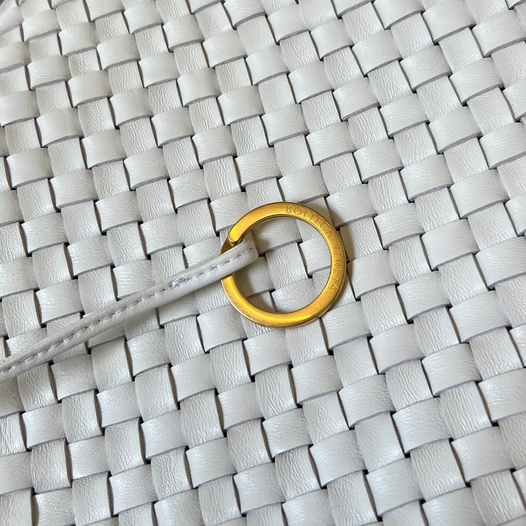 CUBO CABAT 35 EN PIEL DE CORDERO BLANCA