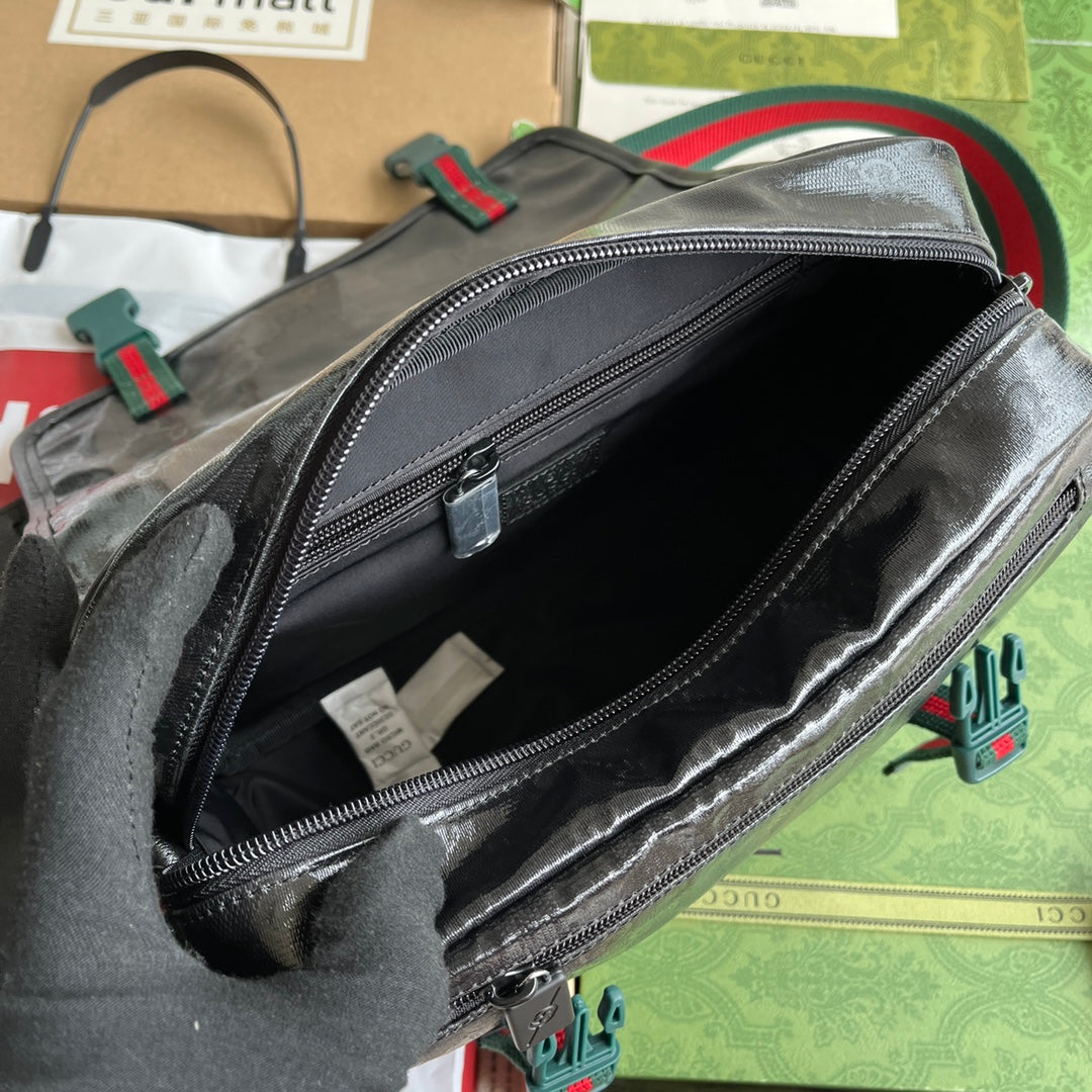 SAC MESSAGER 27 EN TOILE MONOGRAMME NOIRE