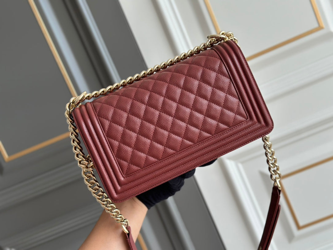 garçon moyen 25 vin matelassé caviar ghw