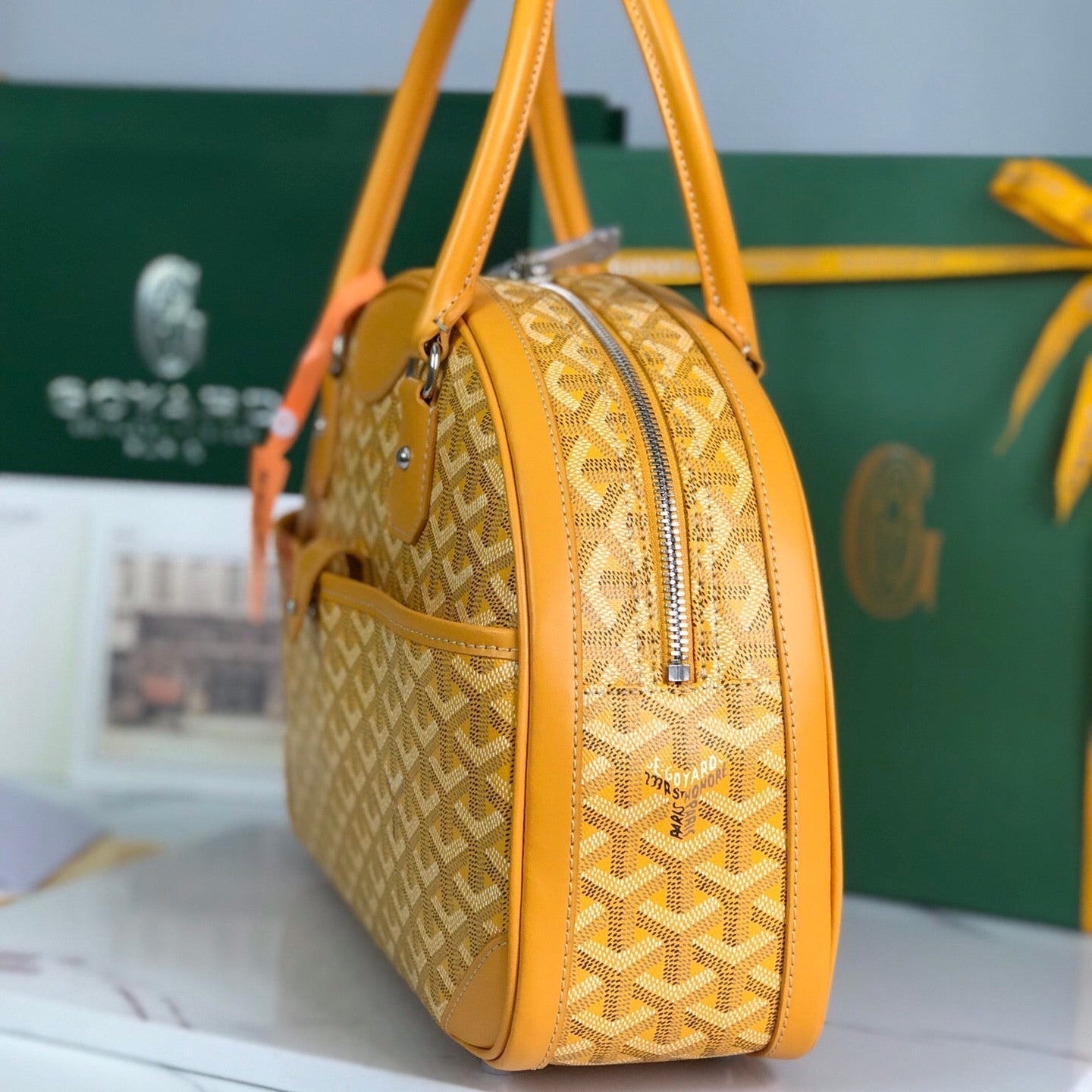 SAC SAINT JEANNE 35 EN TOILE GOYARDINE JAUNE ET CUIR DE VEAU
