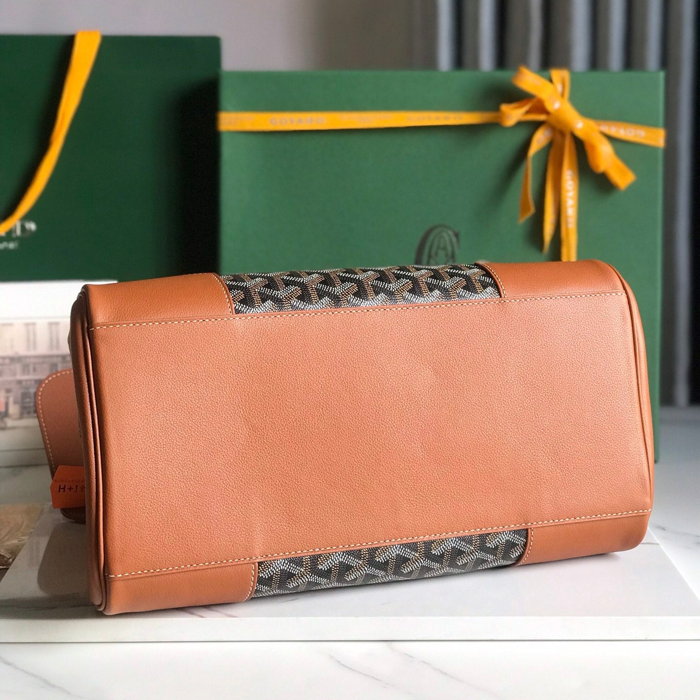 SAC SAIGON SOUPLE 34 EN TOILE GOYARDINE MARRON ET CUIR DE VEAU