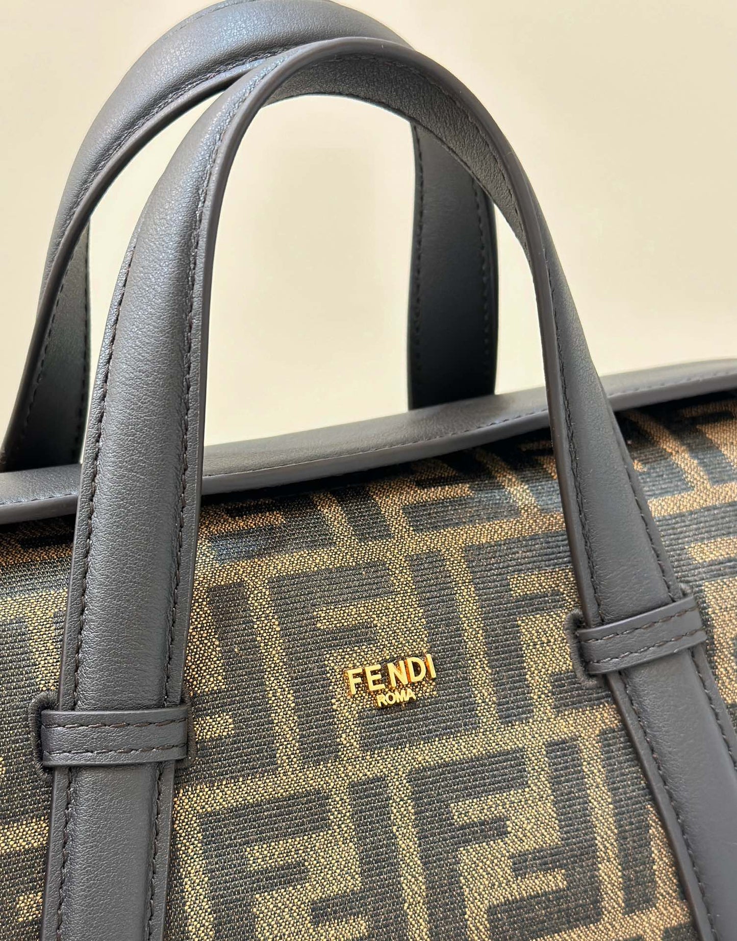 BOLSO FENDI 27 EN TEJIDO JACQUARD NEGRO MEZCLA MARRÓN CON PIEL DE BECERRO