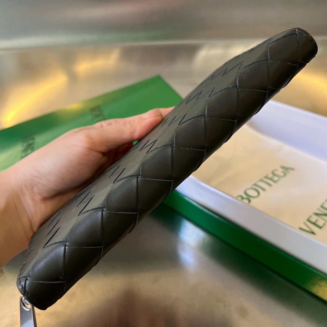 PORTEFEUILLE INTRECCIATO 19 EN CUIR DE VEAU NOIR