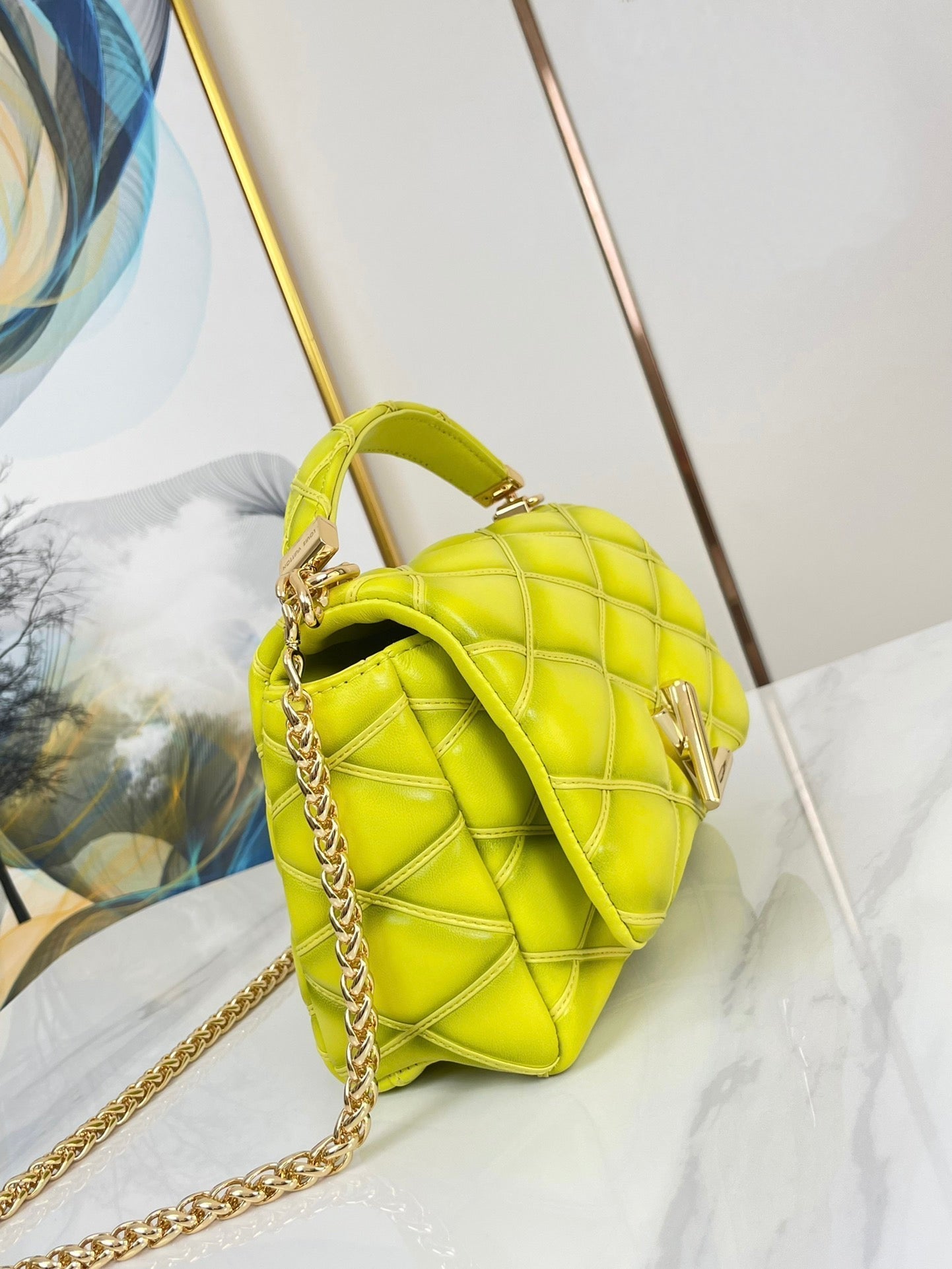 GO-14 MM 23 PULGADAS PIEL DE CORDERO ACOLCHADA AMARILLO LIMÓN HERRAJES DORADOS