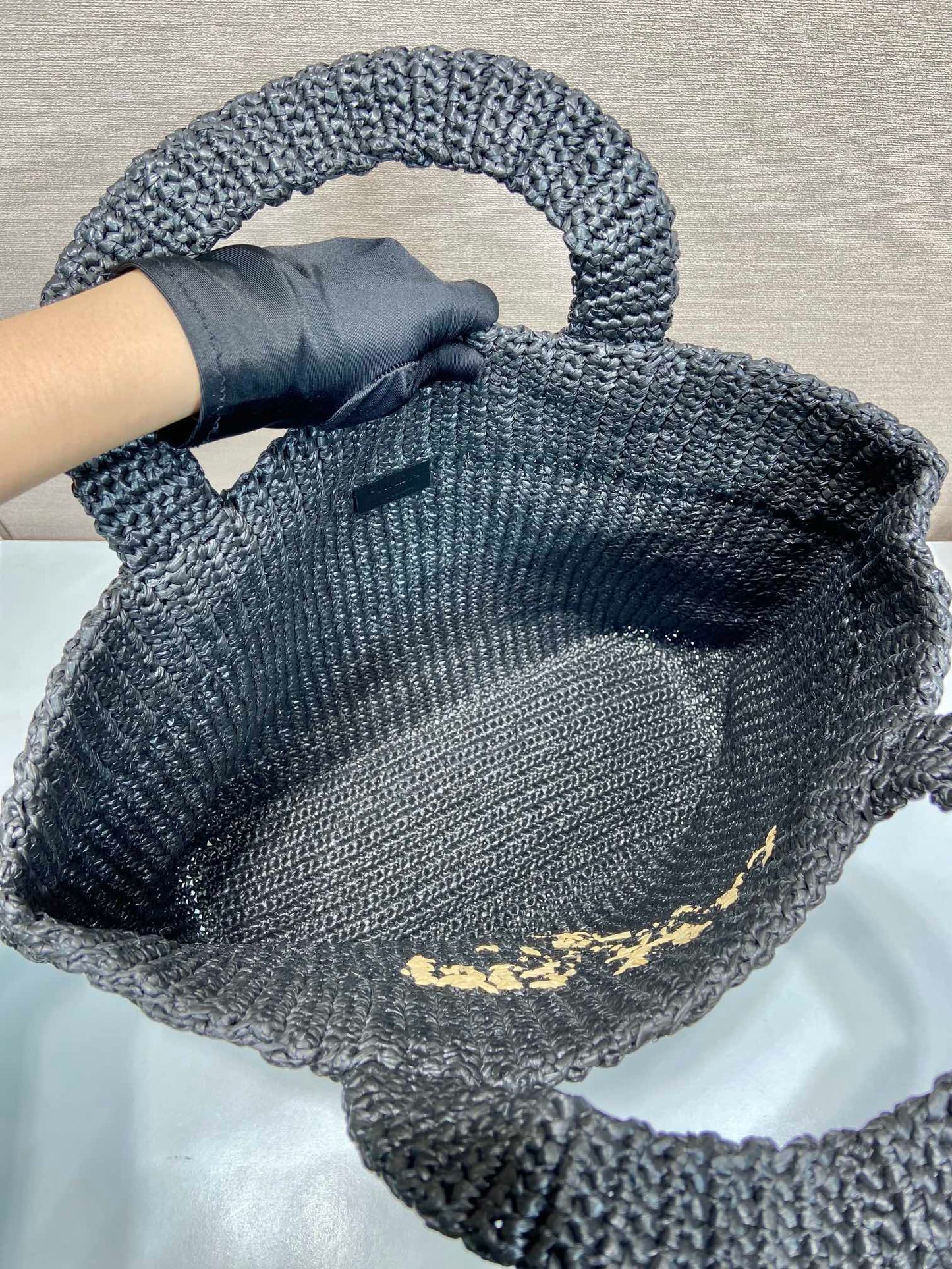 BOLSO GRANDE DE GANCHILLO 47 EN RAFIA AMARILLA MEZCLA NEGRA