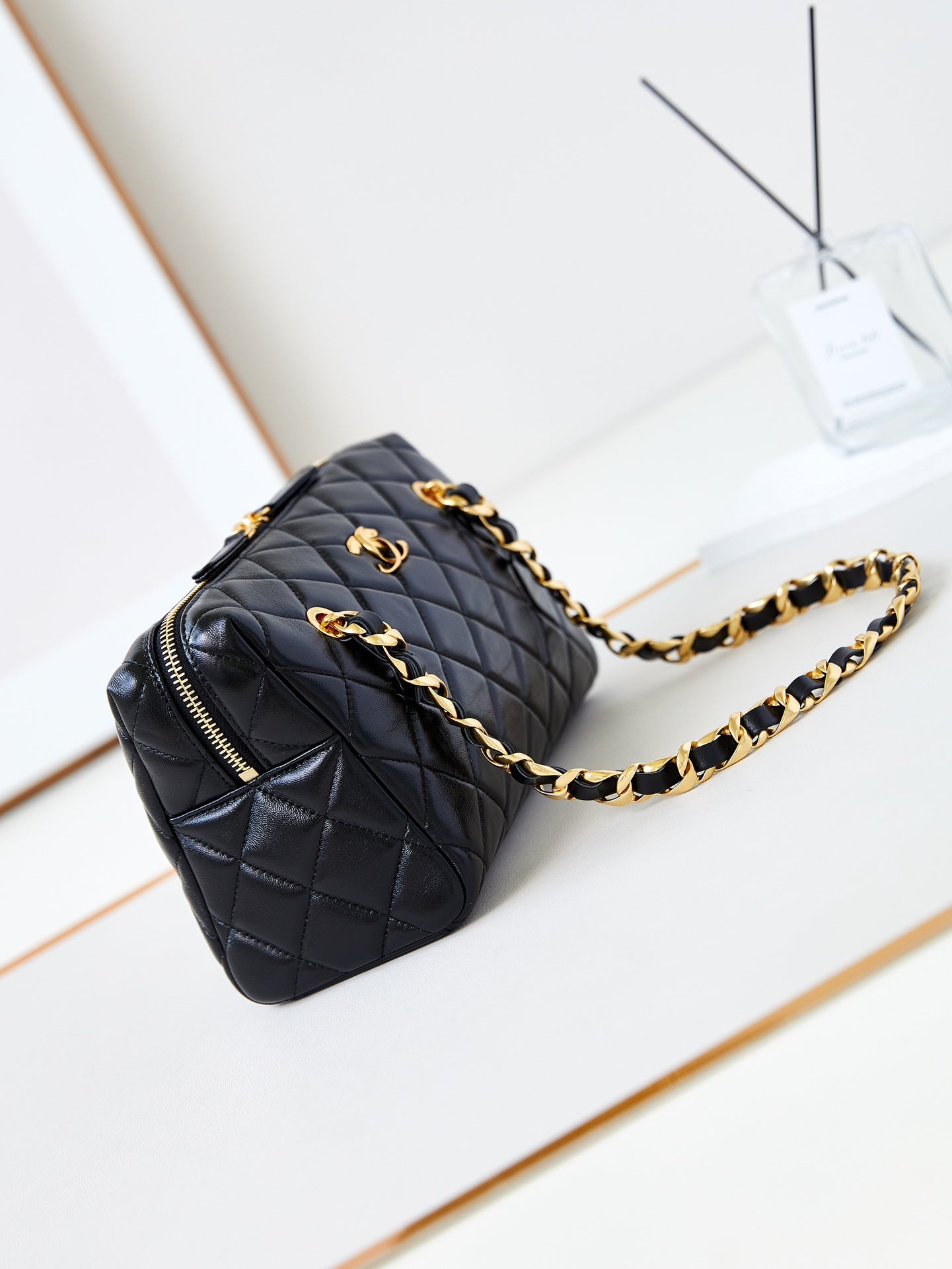 Bolsa de bolos CC 24K de 25 cm de piel de cordero encerada negra