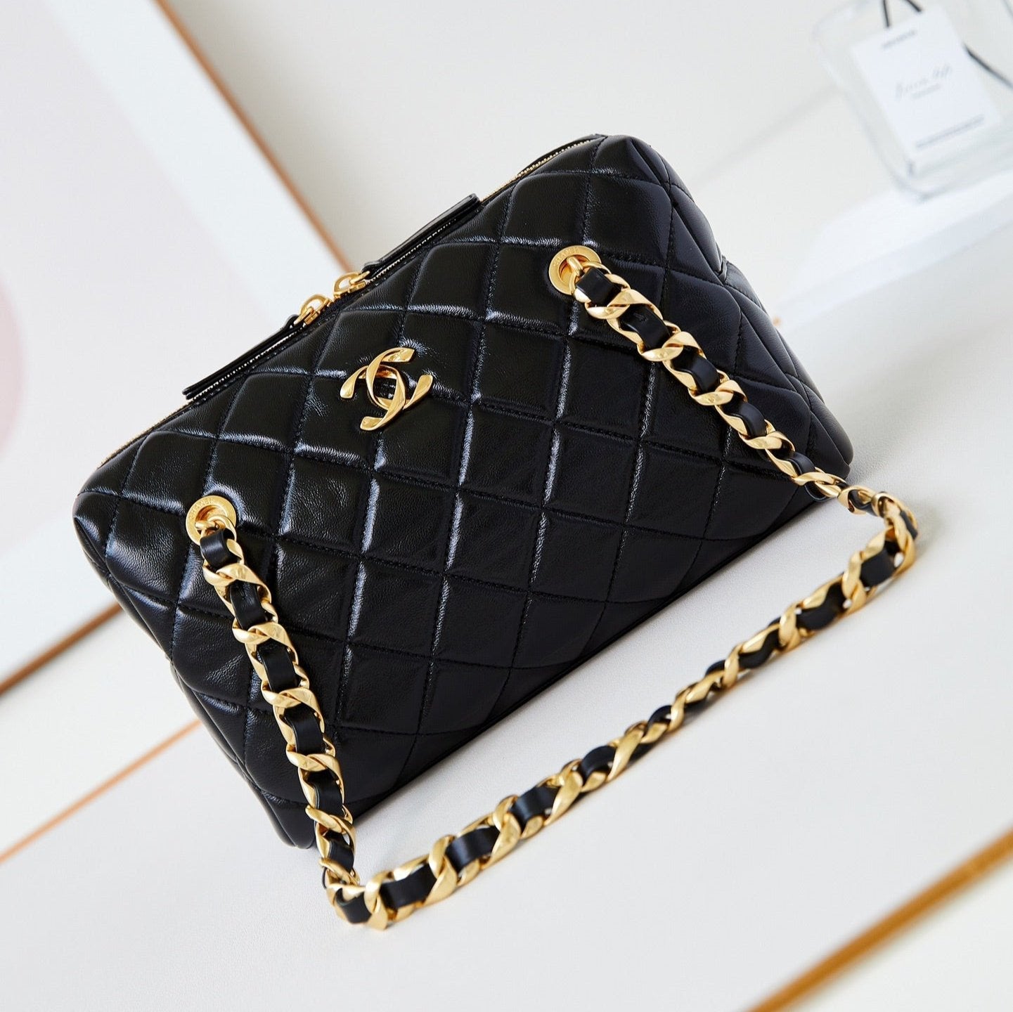 Bolsa de bolos CC 24K de 25 cm de piel de cordero encerada negra