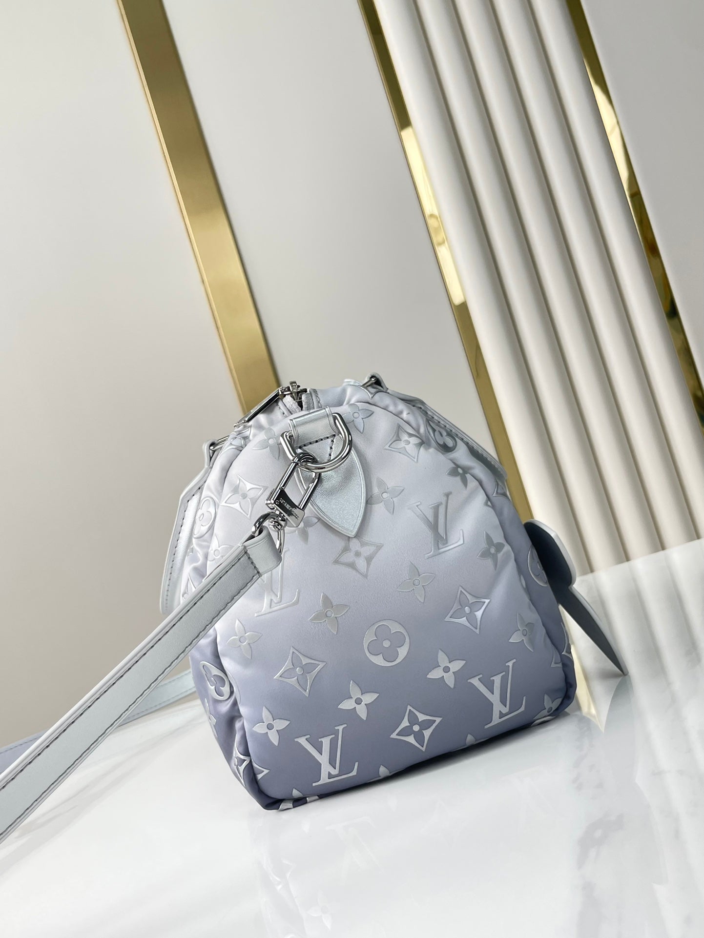 SPEEDY BANDOULI¨¨RE 25 EN MONOGRAMA PLATA DEGRADADO HARDWARE DE NYLON PLATEADO