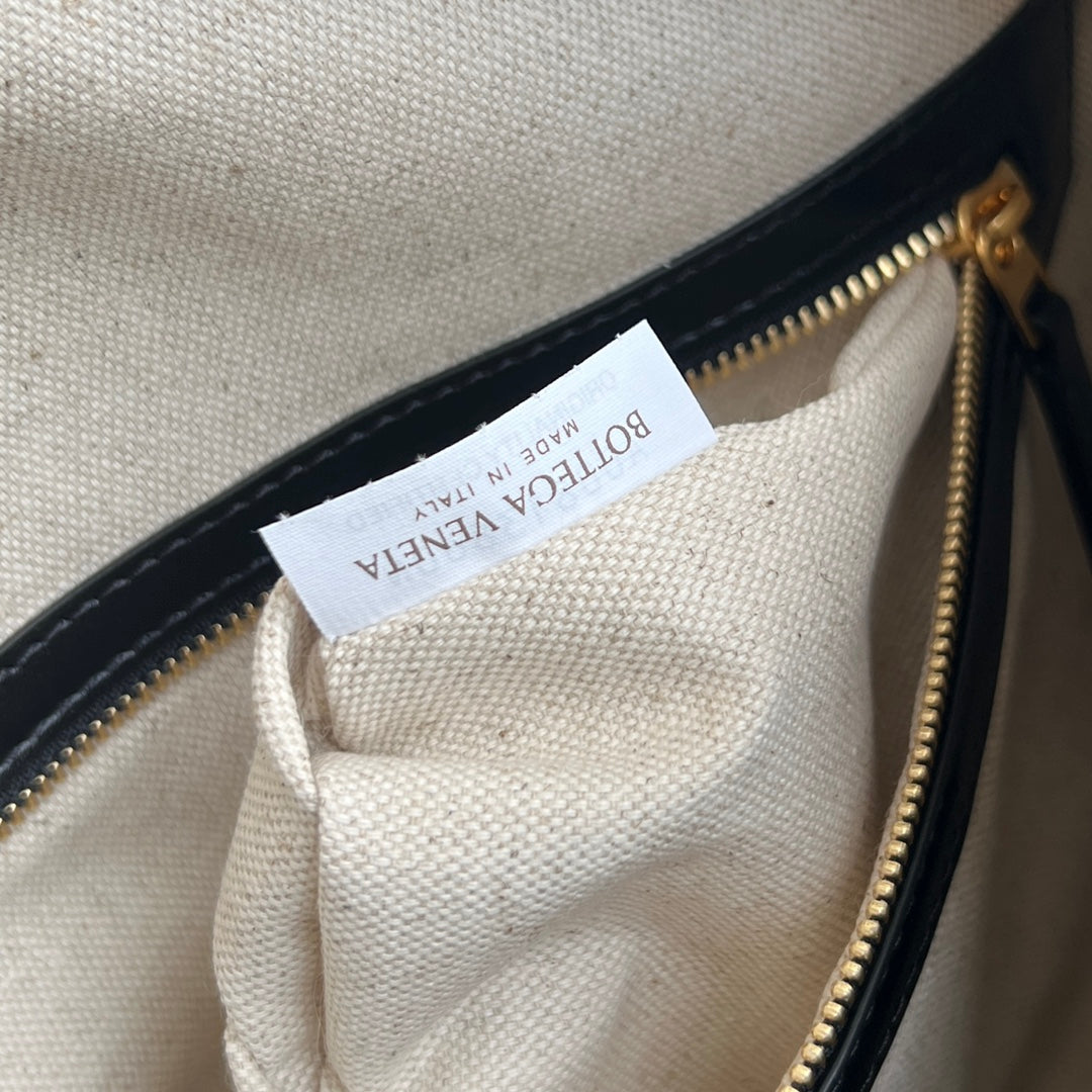 BV Loop Weekender 38 cm en cuir de veau noir