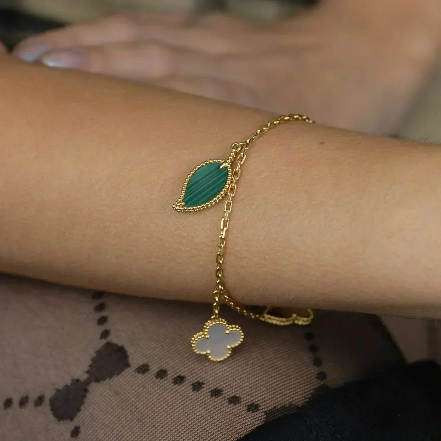 DIANA LUCKY SPRING 5 MOTIF GOLD BRACELET