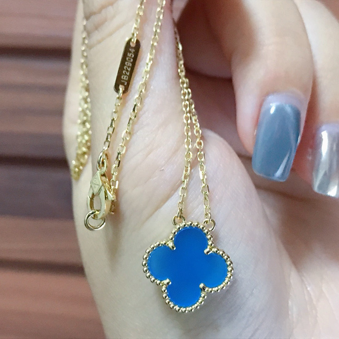 DIANA CLOVER 15MM BLUE AGATE NECKLACE