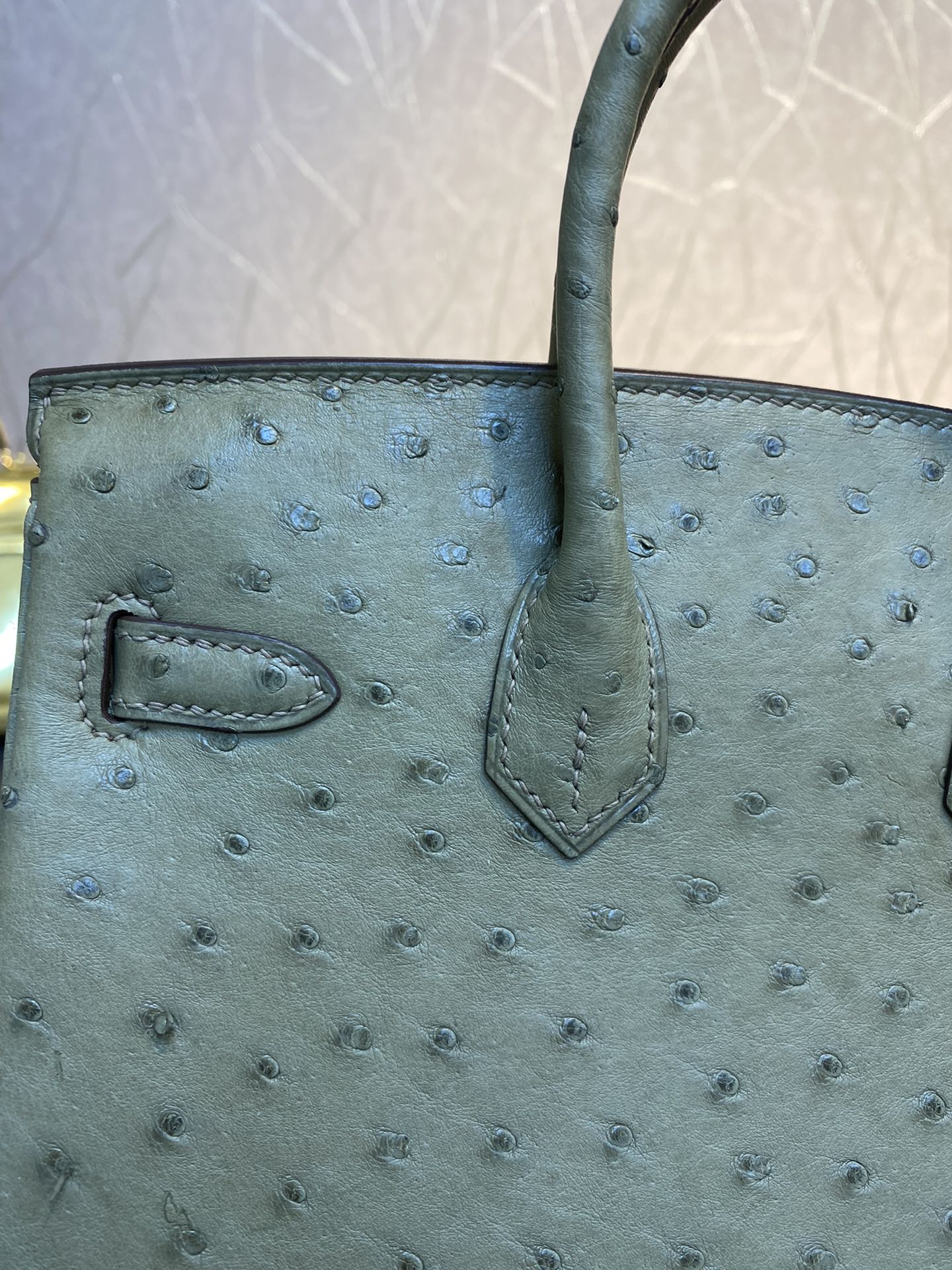 HM BIRKIN 30CM CUIR D'AUTRUCHE KAKI QUINCAILLERIE ARGENTÉE