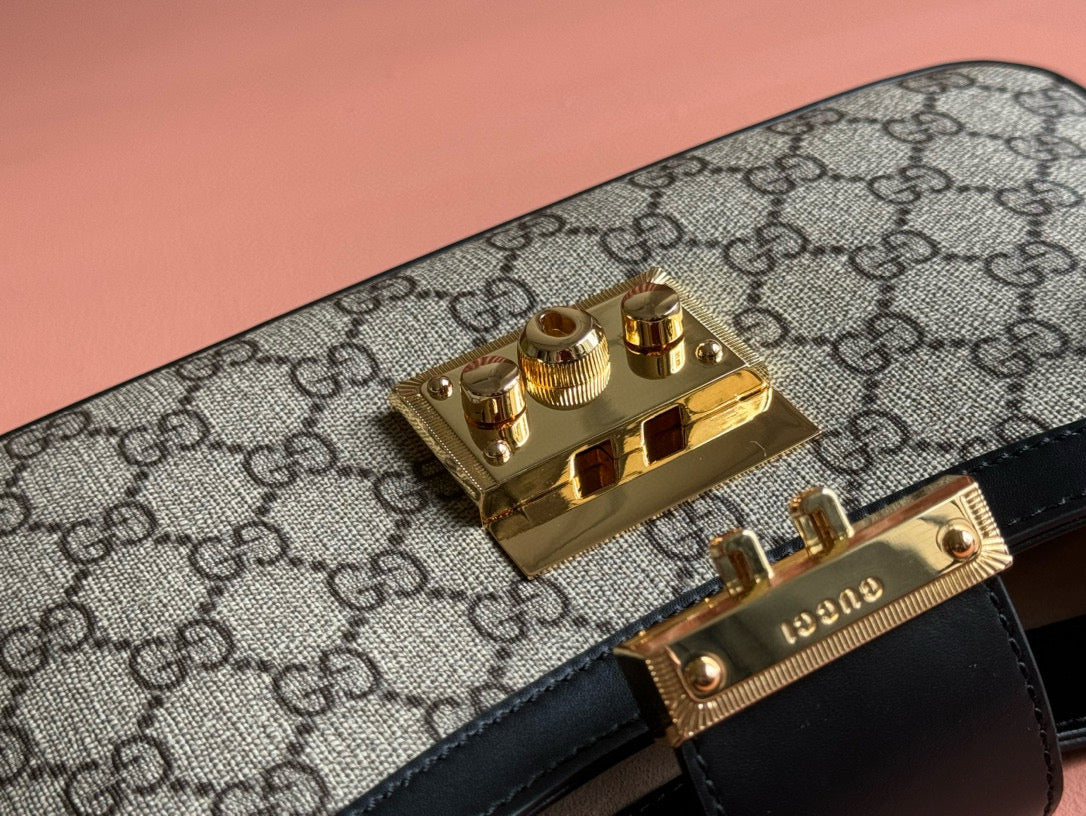 CANDADO GG PEQUEÑO 24 LONA BEIGE PIEL DE BECERRO NEGRA