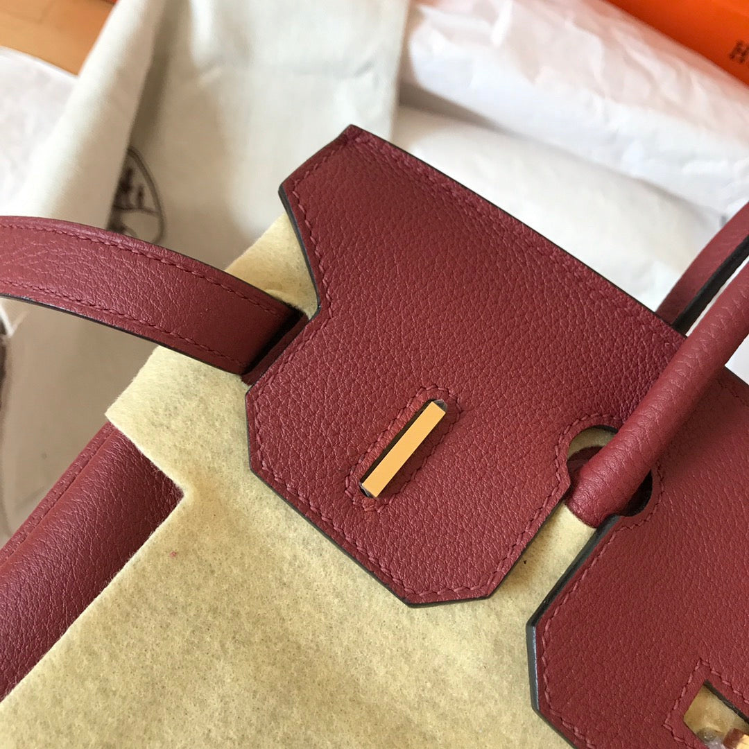 HM BIRKIN 25 CM VINO TINTO TOGO PIEL HIERROS DORADOS