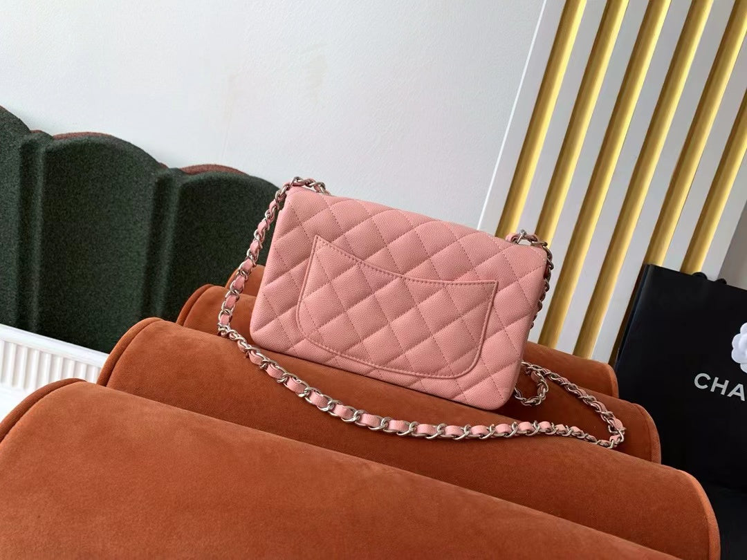 Bolso Mini con Solapa 20cm Piel Caviar Rosa Herrajes Plateados