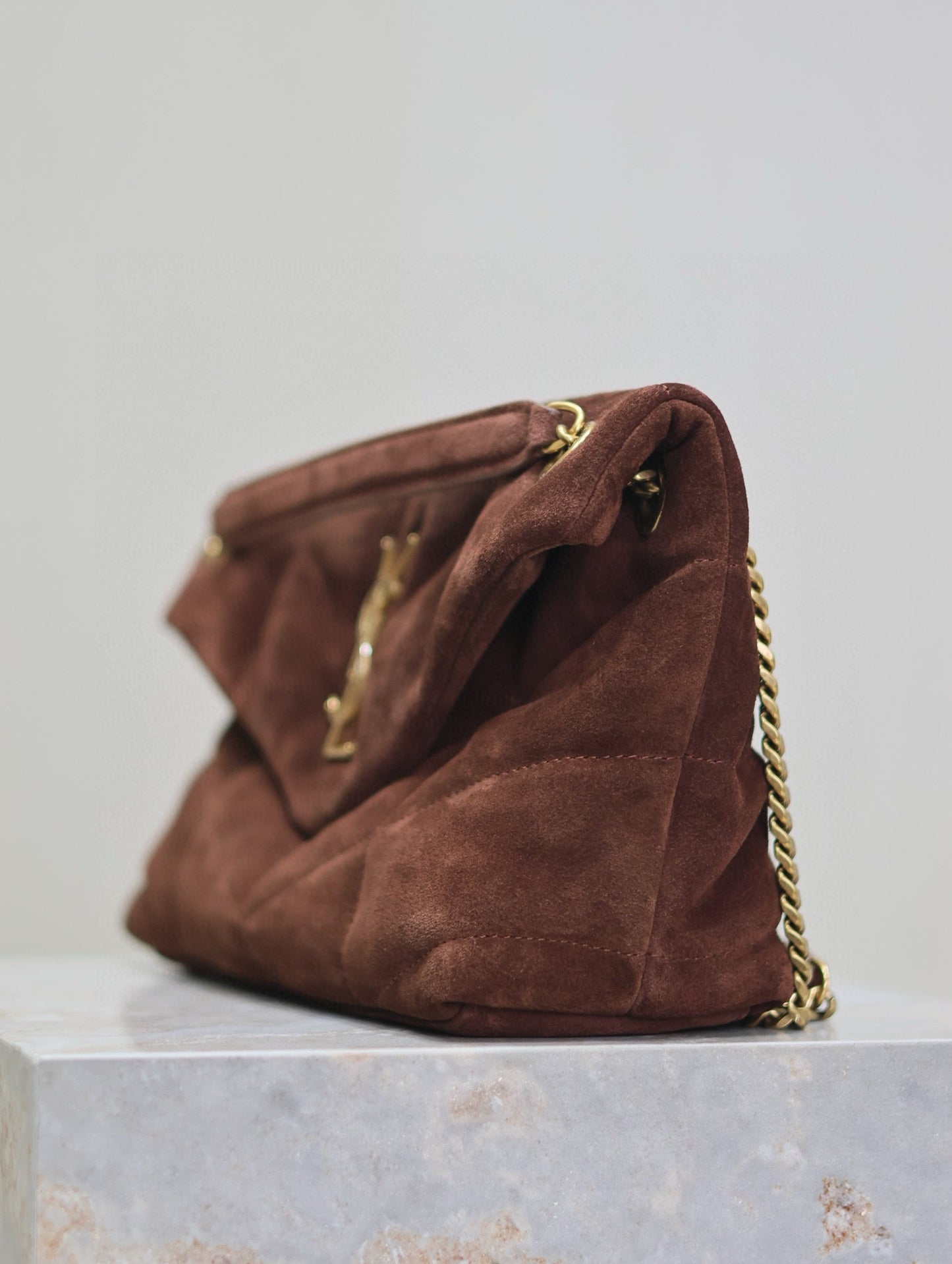 LOULOU PUFFER SMALL 29 CHOCOLATE SUEDE GHW